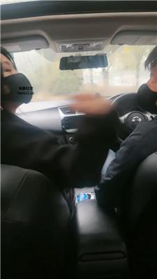 伊潼户外抓住跟踪狂暴揍 JS241114-9