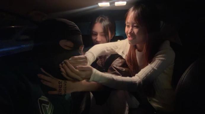 素人挖掘机路边开发羞涩姐妹花轮流虐 bf49936