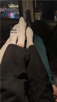 素人挖掘机路边开发羞涩姐妹花轮流虐 bf49936