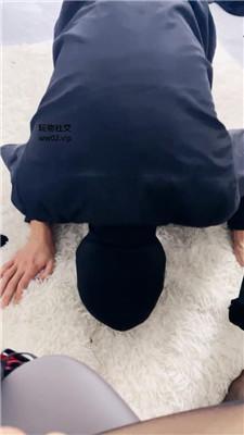 沐沐大大散鞭鞭打/黑丝全体重踩踏/掐乳 JS241026-2