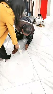 灵汐赏赐猥琐继父圣水/引导舔脏鞋底 JS241025-19