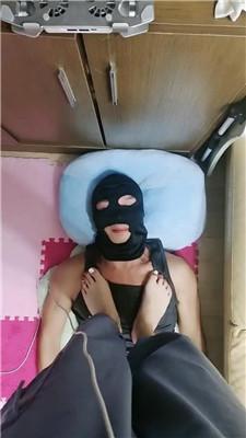 Big大裸足踩踏地毯奴双视角版 JS241025-3