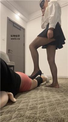 姗姗高跟网袜踩虐/sp鞭打 JS241112-41