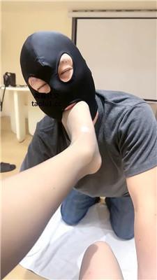 泽莉骑马/黑丝高跟踩虐/脚插嘴 bf79874