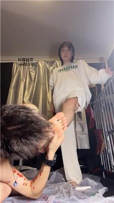 璋爷裸足恋足舔/滴蜡 bf79871