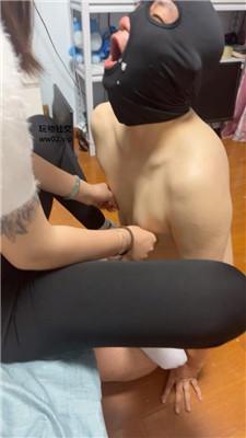HB00后情侣白袜脚踩虐/狗盆脚踩喂食 JS241112-15