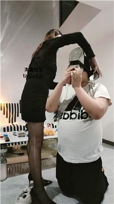 芮兮夫妻袜子塞嘴/强制闻臭鞋 bf46865