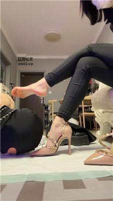 南京小小骑狗脖/坐脸窒息/白袜塞嘴/虐乳赏赐圣水 bf46860