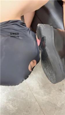 米琦妙妙屋清理脏长靴白袜/脚插嘴/洗脚水窒息 bf46861