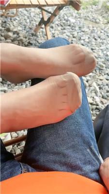 漫音户外肉丝脚诱惑抖M  JS241109-18