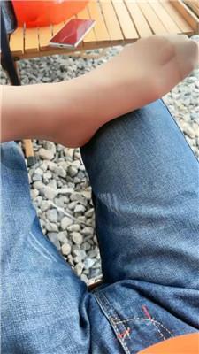 漫音户外肉丝脚诱惑抖M  JS241109-18