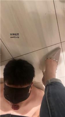 兔兔大大直接圣水/坐脸窒息/虐乳 JS241109-17