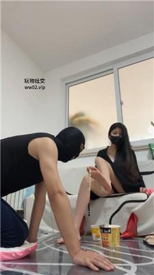梓晨大大御姐S-玉足诱惑/脚下踩踏喂食 JS241109-16