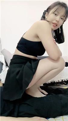 梦中女王肉丝脚踢裆踩虐 bf46806