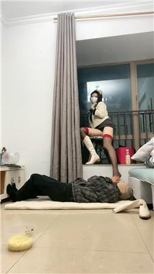 佳佳圈养狗笼/圣水泡面/高跟黑丝踩虐 bf46798