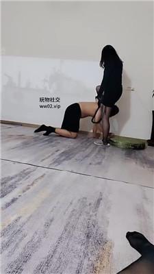 䨮S双S-教闺蜜用黑丝脚虐出轨男 bf46790