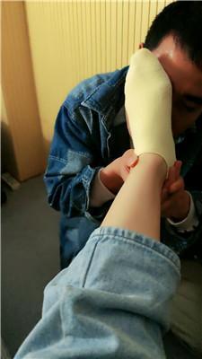 刘二狗开发女仆店小姐姐-小白鞋原味棉袜 JS241109-6