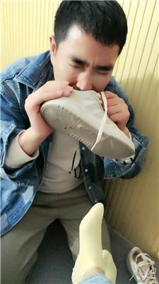 刘二狗开发女仆店小姐姐-小白鞋原味棉袜 JS241109-6