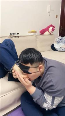 埋汰仔细品尝主人的黑棉袜 bf46783