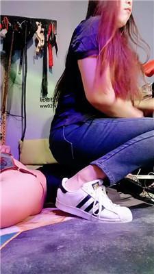 美柠掐脖坐脸窒息/贝壳头踩/强制闻鞋 bf46772