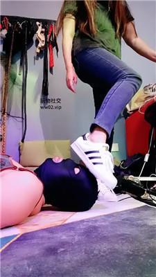 美柠掐脖坐脸窒息/贝壳头踩/强制闻鞋 bf46772