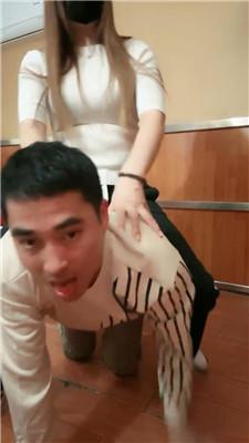 刘二狗揪耳朵耳光/舔AJ鞋白船袜/坐脸踩踏 bf46770