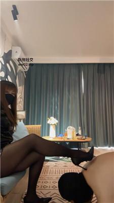 曦颜虐乳狂抽耳光/黑丝高跟踩虐 bf46776