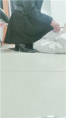 璃茉老师母畜-粗鞋跟插嘴/坐脸窒息/长靴踩虐 JS241106-19