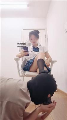 苏苏不苏喂口水/掐乳/性感黑丝踩虐恋足舔 JS241106-17