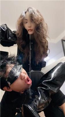 倪小主长靴踩虐/骑马抽耳光/鞭打/闻臭鞋 bf46667