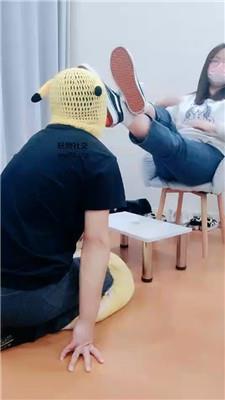 拽拽板鞋白棉袜蹂躏踩虐 JS241106-20