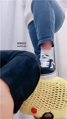 拽拽板鞋白棉袜蹂躏踩虐 JS241106-20