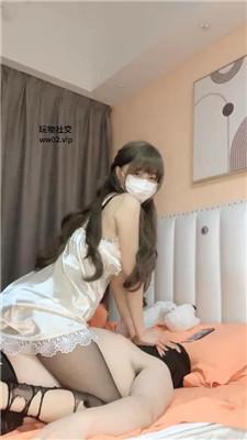 鹿可坐脸窒息/黑丝美腿诱惑虐 bf46599