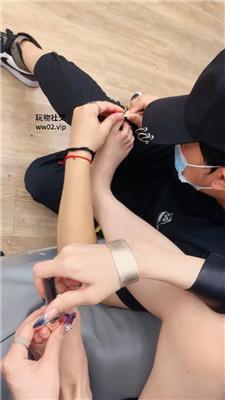 诗诗伺候主人做美甲 JS241104-26