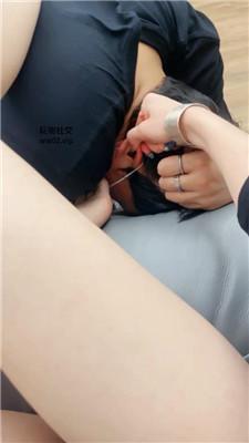 诗诗伺候主人做美甲 JS241104-26
