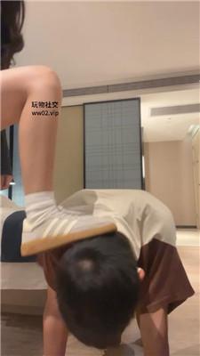 奈奈数据线鞭打/转胯狗爬/脏鞋白袜虐 JS241104-7