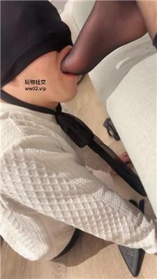 琪琪sama车模S-踢裆耳光/骑马转胯/深喉/强制闻鞋 bf46584
