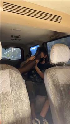 黑桃KK酒吧陪酒小妹车内黑丝虐 bf47129