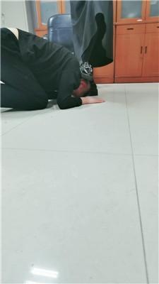 璃茉老师白领S-办公室皮鞋黑袜虐下属上 JS241118-7