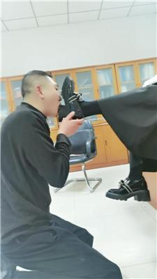 璃茉老师白领S-办公室皮鞋黑袜虐下属上 JS241118-7