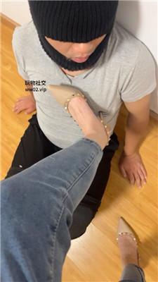 KKsama骑马/铆钉高跟踩虐 bf47128