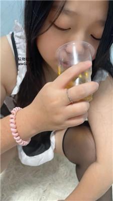 白兔母畜-赏赐圣水/伺候沐足/滴蜡 JS241117-1