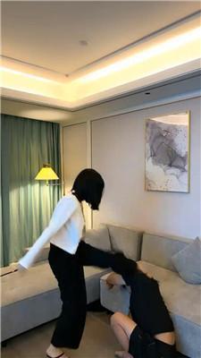 黛樱运动女神老爹鞋暴力踢踹双视角版 JS241117-13