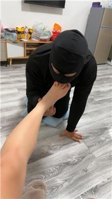 子熙大人玉足碾压踩踏喂食 bf47099