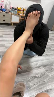 子熙大人玉足碾压踩踏喂食 bf47099