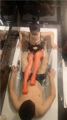 红颜红高跟性感诱惑虐绿帽 bf47103