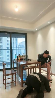 爱丽丝甘愿做茶室女老板的奴隶 bf47106