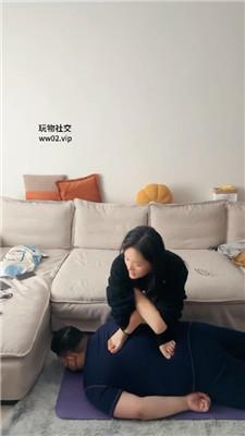 埋汰运动后玉足踩虐教练奴 bf47092