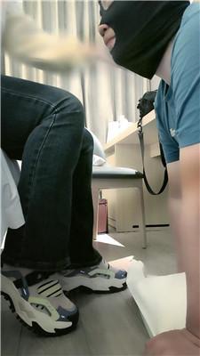 【爱秀套图】【樊樊大人】运动鞋棉袜+高跟肉丝踩虐踢踹JS241116-25