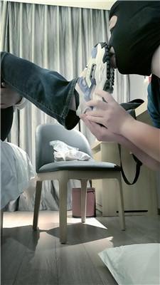 樊樊大人运动鞋棉袜+高跟肉丝踩虐踢踹 JS241116-25